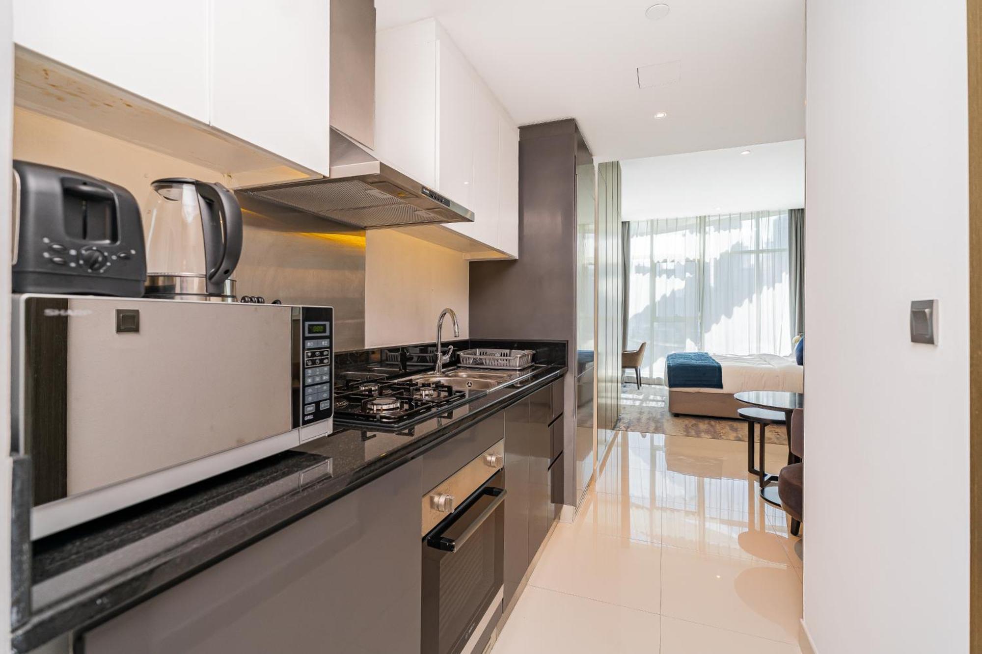 Escape 24 Modern At Damac Maison Prive In Heart Of Business Bay *