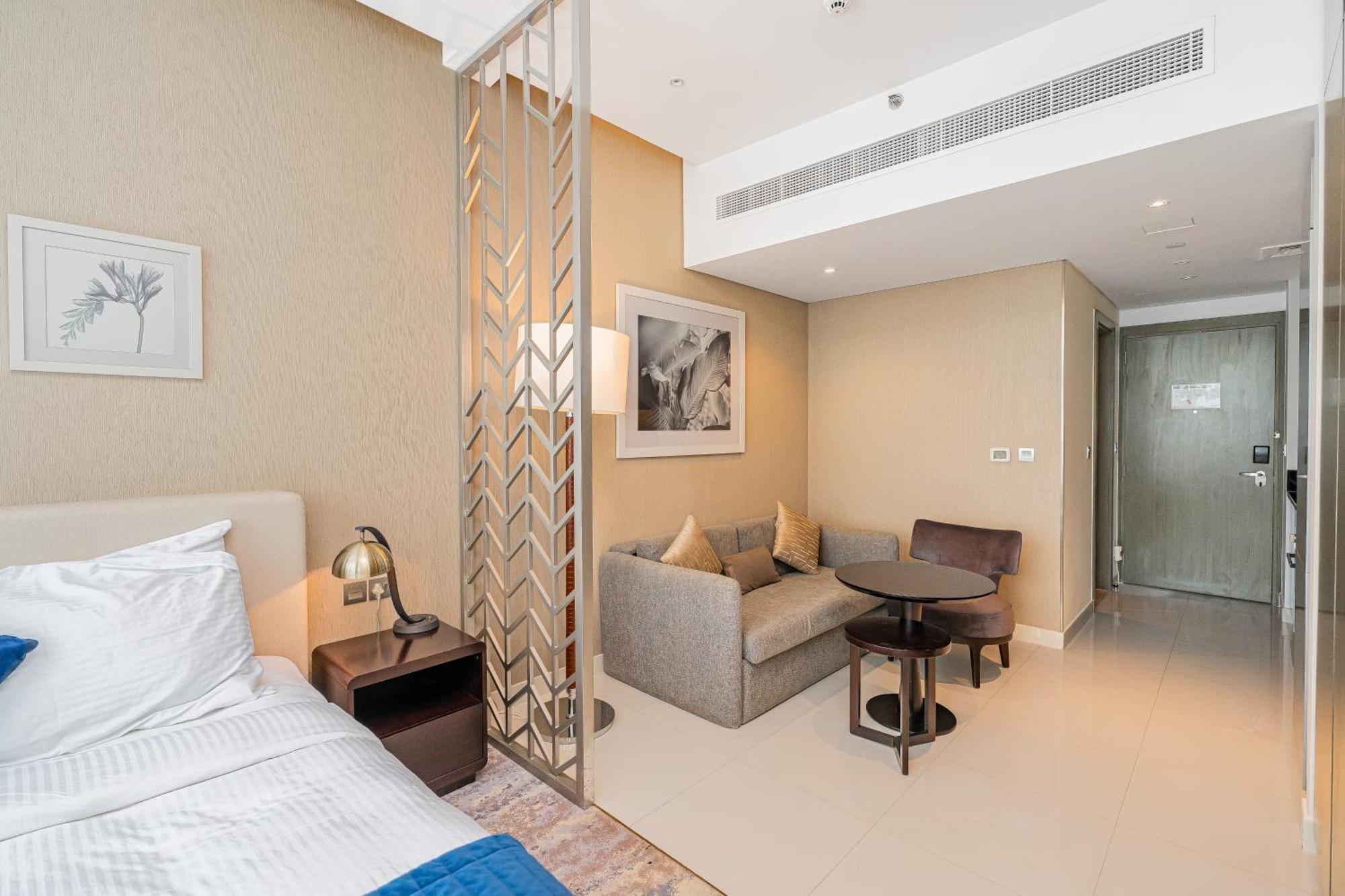 Escape 24 Modern At Damac Maison Prive In Heart Of Business Bay Apartment Dubai