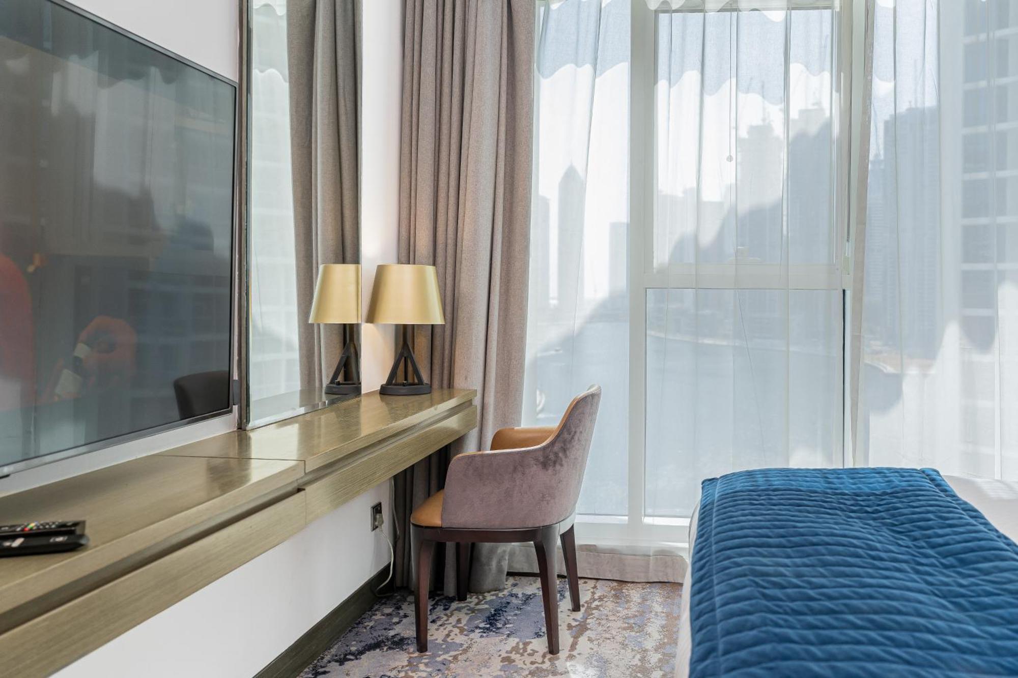 Escape 24 Modern At Damac Maison Prive In Heart Of Business Bay Apartment *